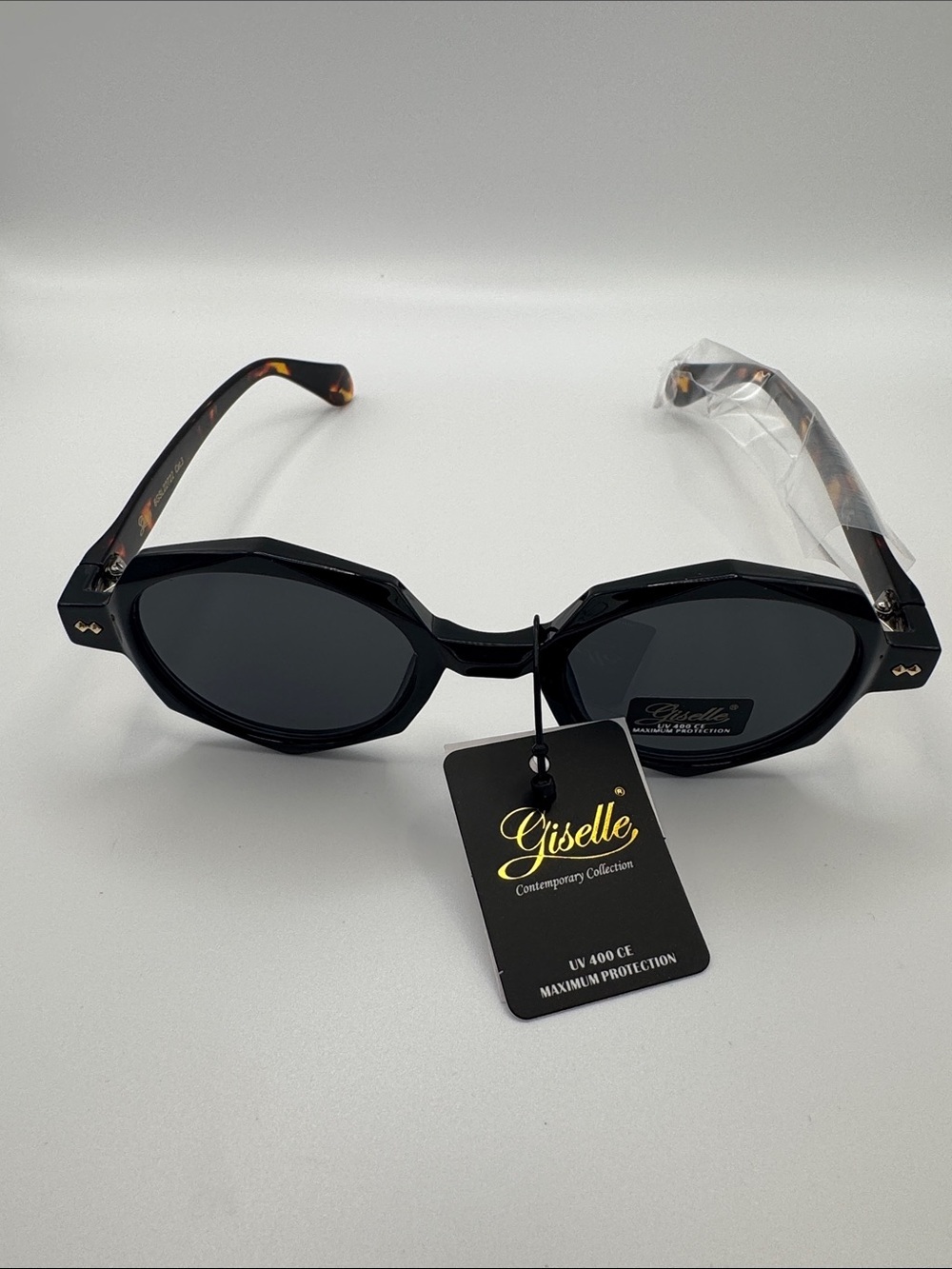 Giselle Black Geometric Sunglasses - Picture 2 of 6